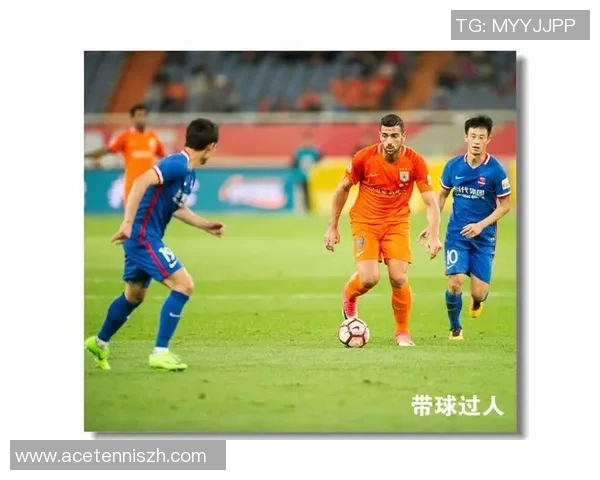 骑单车的足球明星如何在绿茵场上展现速度与激情的完美结合