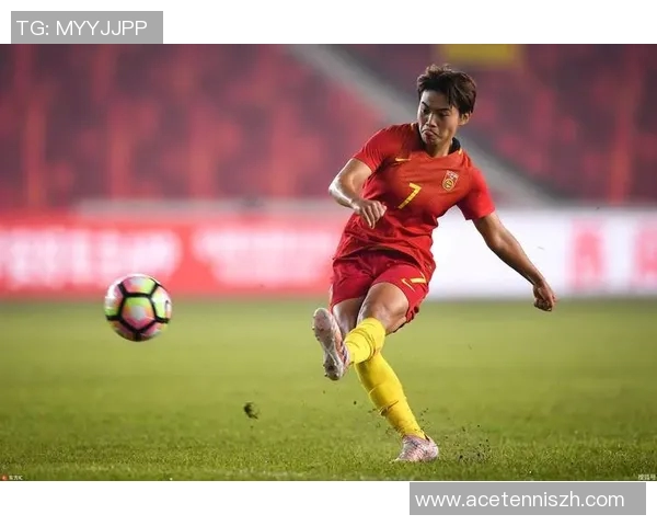 中国帅气足球明星盘点他们的风采与成就