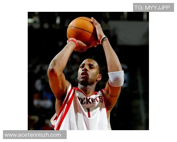 篮球明星最新动态揭秘球场内外的精彩瞬间与生活点滴分享